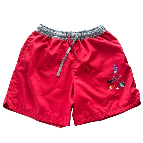 Nike size Medium Red Woven Flow LT Athletic Shorts Mesh Lined Activewear Planets - Picture 2 of 9